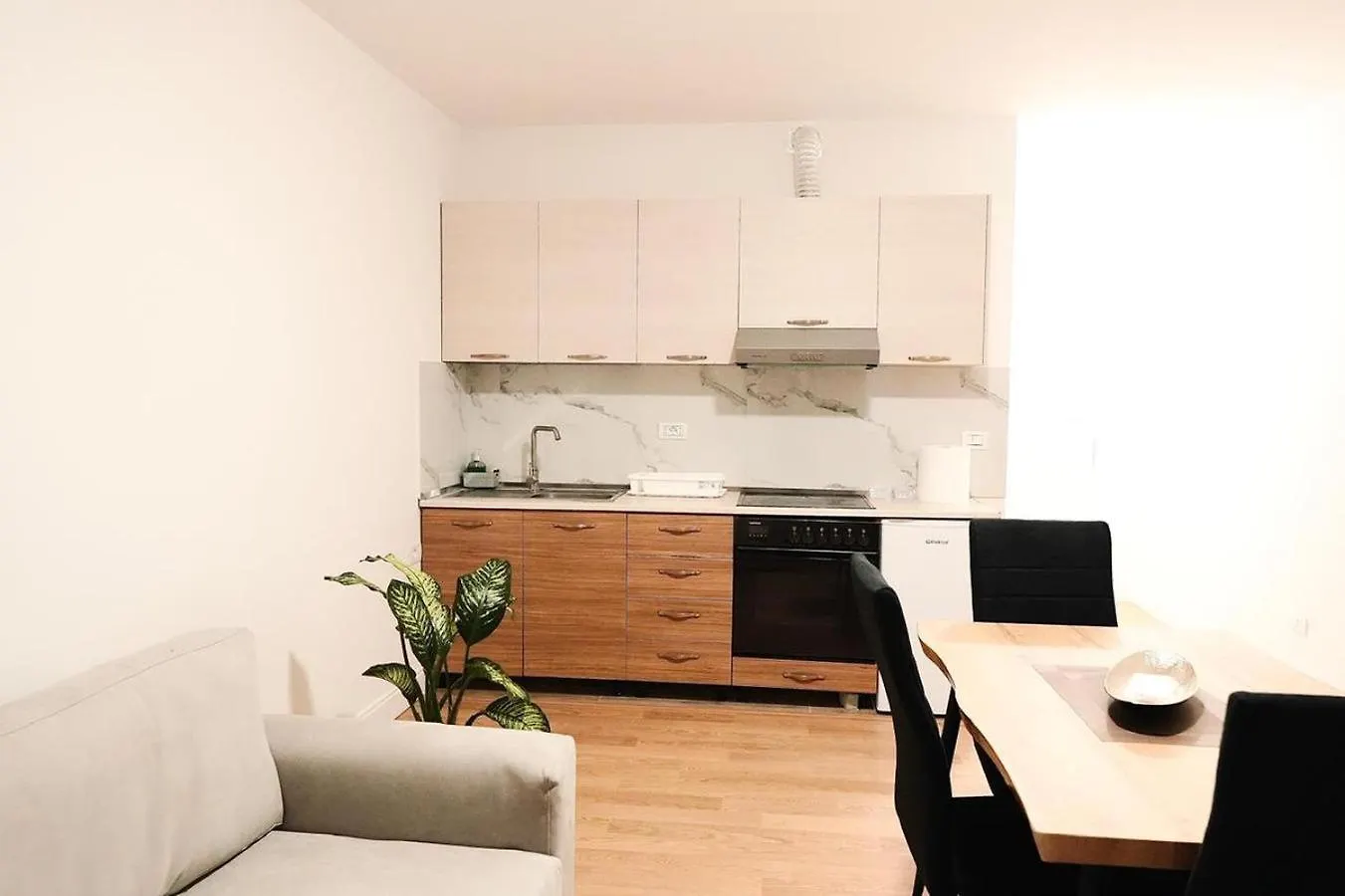 Apartment 105 Τίρανα Αλβανία
