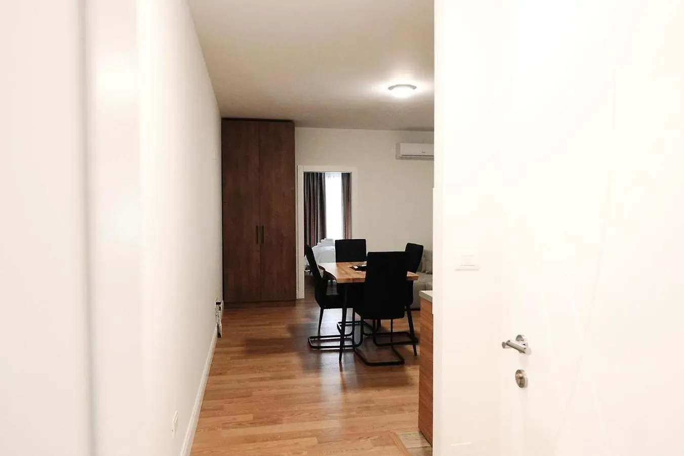 Apartment 105 Τίρανα 0*,  Αλβανία